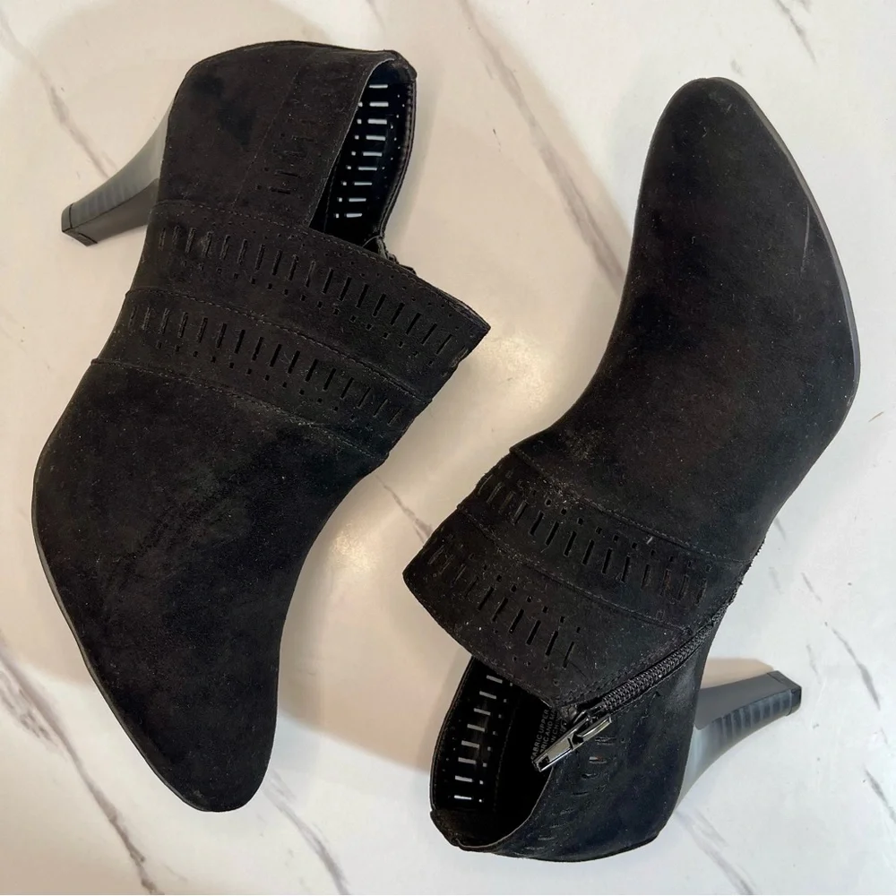 Karen Scott black ankle booties - size 9.5 with the cut-out detailing